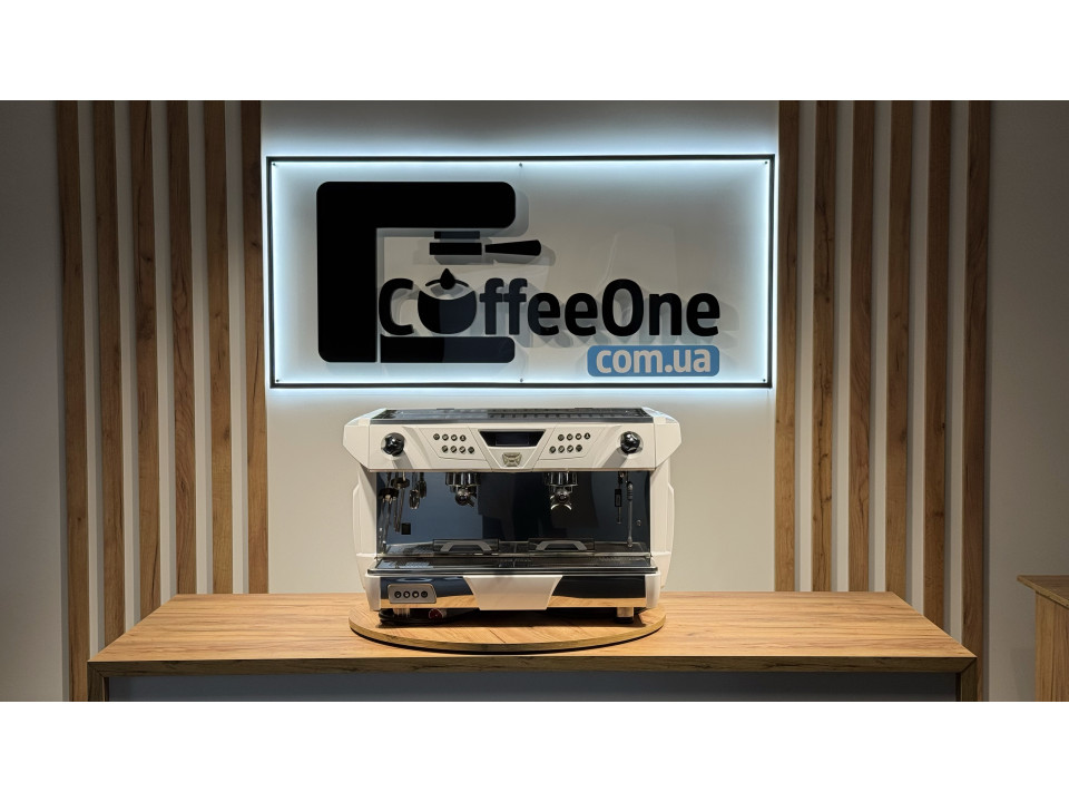 Professionele koffiemachine voor bars en cafés Astoria Plus 4 You Multiboiler gebruikt