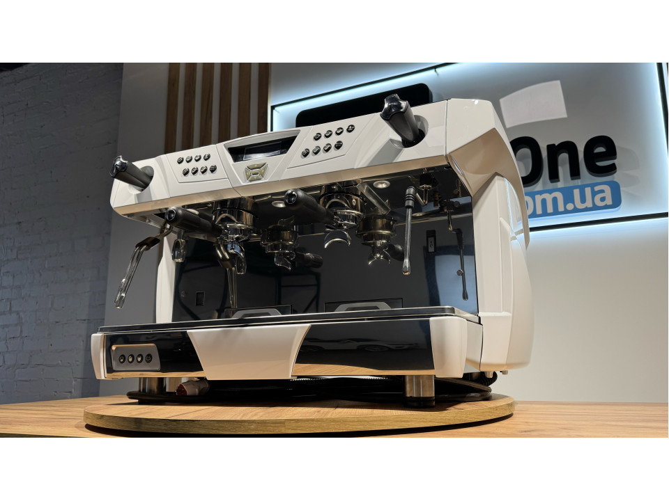 Professionele koffiemachine voor bars en cafés Astoria Plus 4 You Multiboiler gebruikt