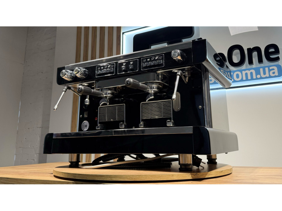 Professionele koffiemachine Astoria Pratic Avant 2GR gebruikt