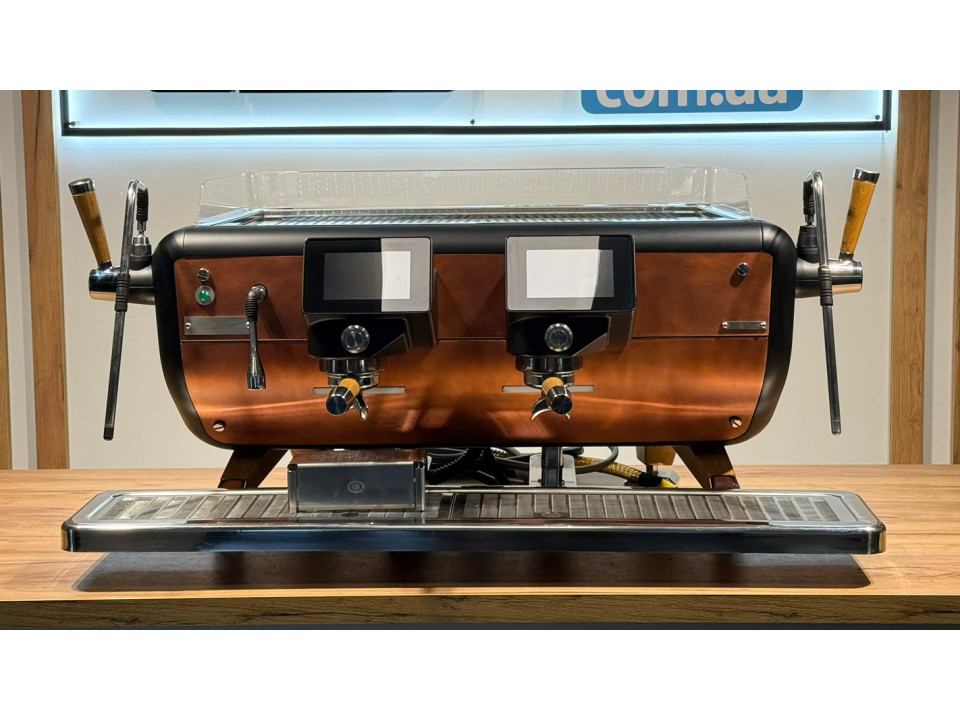 Astoria Storm 2GR - tweedehands koffieautomaat met meerdere ketels