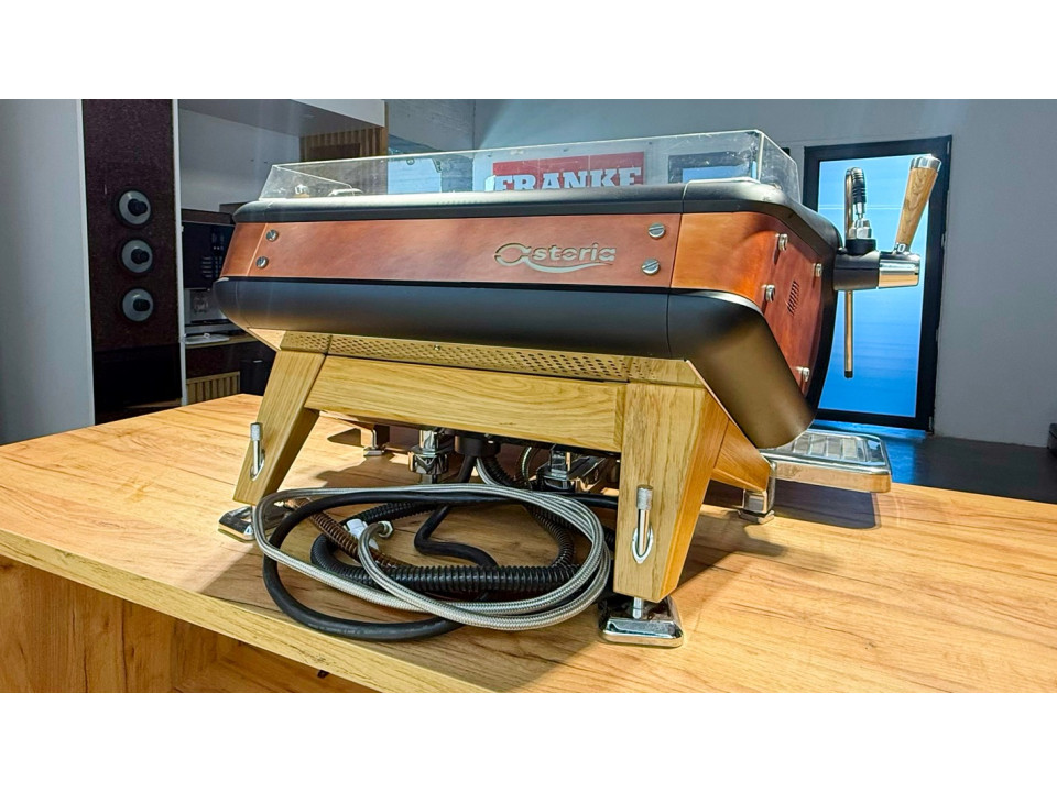 Astoria Storm 2GR - tweedehands koffieautomaat met meerdere ketels