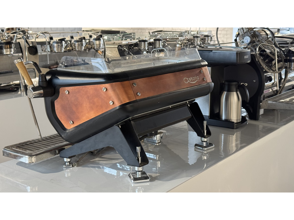Astoria Storm - tweedehands koffieautomaat met meerdere ketels