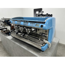 Professionele koffiemachine La Cimbali M39 Dosatron Turbosteam 3 GR, 2017 — gebruikt