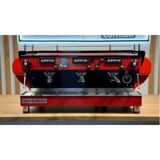 Профессиональная кофемашина La Marzocco FB70 linea classic 3GR для баров и кафе — б/у