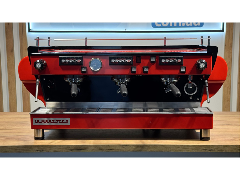 Profesionalni kavni aparat za bare in kavarne La Marzocco FB70 linea classic 3GR rabljen