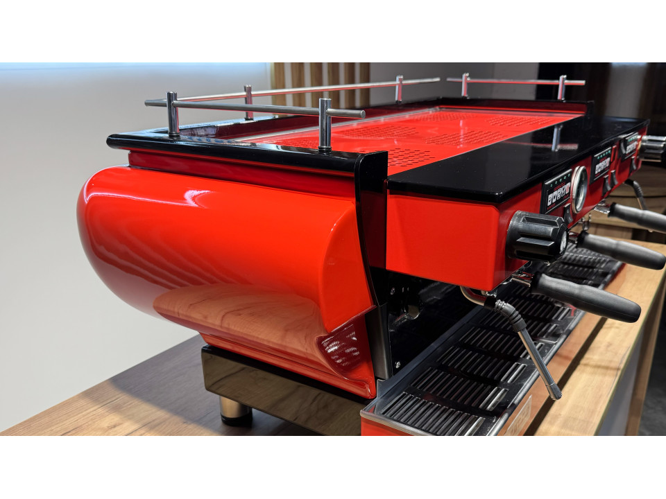 Profesionalni kavni aparat za bare in kavarne La Marzocco FB70 linea classic 3GR rabljen