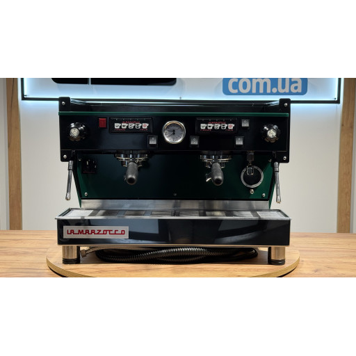 Профессиональная кофемашина La Marzocco Linea Classic  2gr б/у