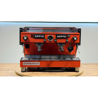 Professional coffee machine La Marzocco Linea Classic 2GR — used