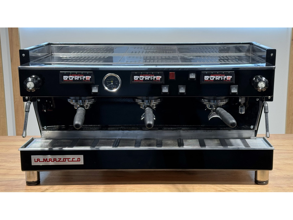 La Marzocco Linea Classic 3GR professionele koffiemachine gebruikt
