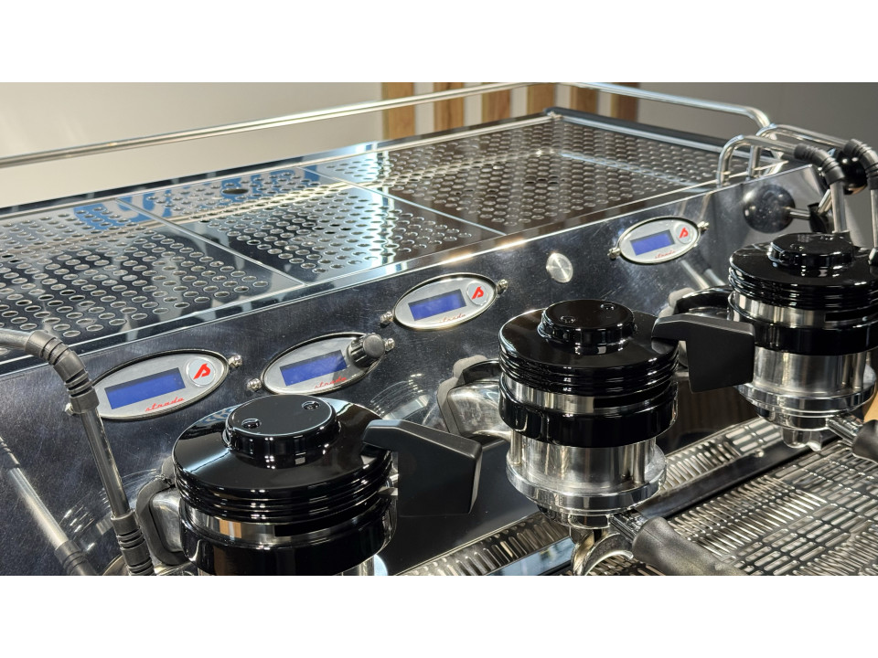 La Marzocco Strada EP 3GR professionele koffiemachine gebruikt