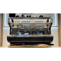 Professionele koffiemachine Nuova Simonelli Appia 2 2GR gebruikt