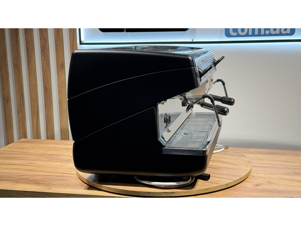 Profesionalni kavni aparat Nuova Simonelli Appia 2 2GR rabljen