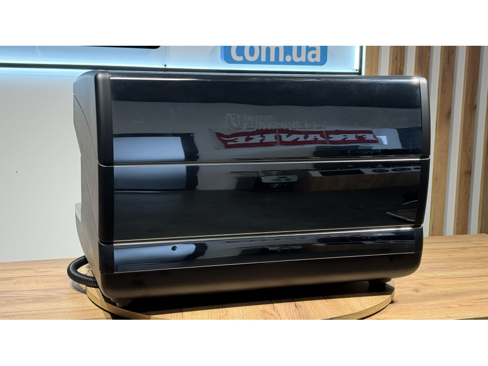 Profesionalni kavni aparat Nuova Simonelli Appia 2 2GR rabljen