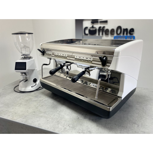 Profesionální kávovar Nuova Simonelli Appia II 2017 použitý