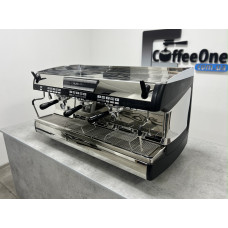 Professzionális kávéfőző Nuova Simonelli Aurelia II 3GR — használt