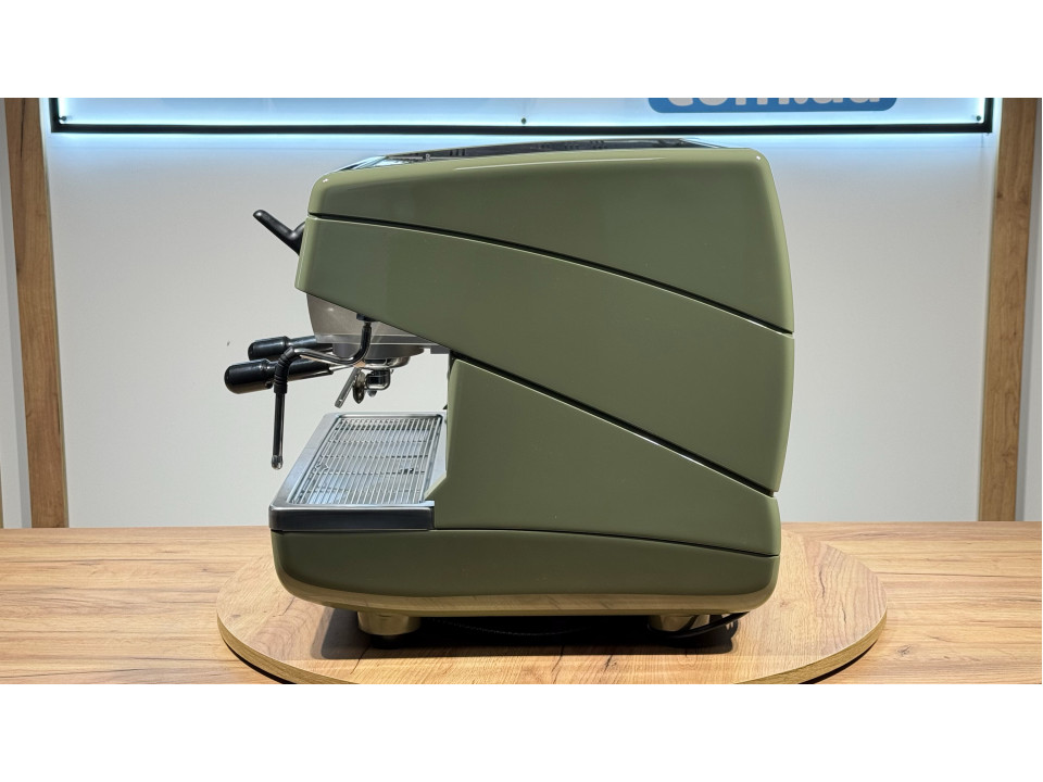 Gebruikte Nuova Simonelli Appia Life Compact 2GR koffiezetapparaat