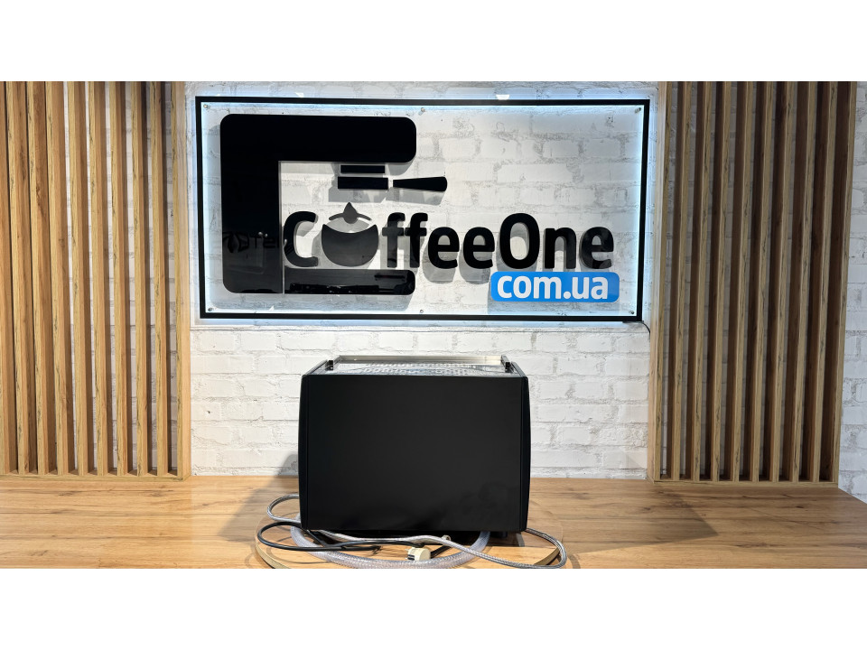 Aparat de cafea profesional pentru baruri si cafenele Quality Espresso Futurmat Rimini 1GR folosit