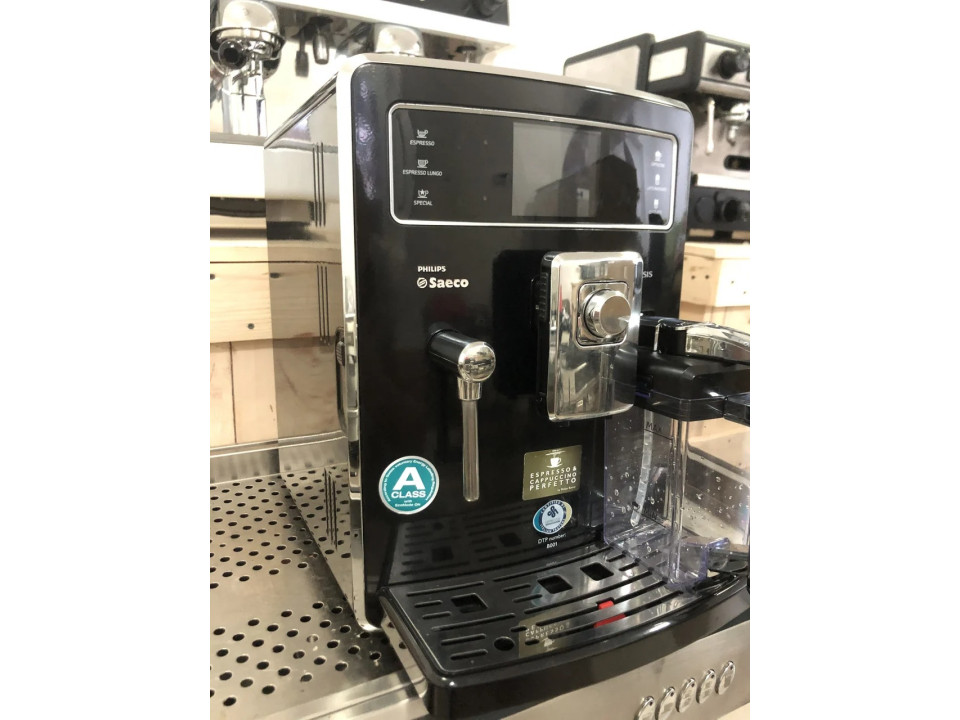 Automatyczny ekspres do kawy z funkcją automatycznego czyszczenia Philips-Saeco Xelsis Class Black