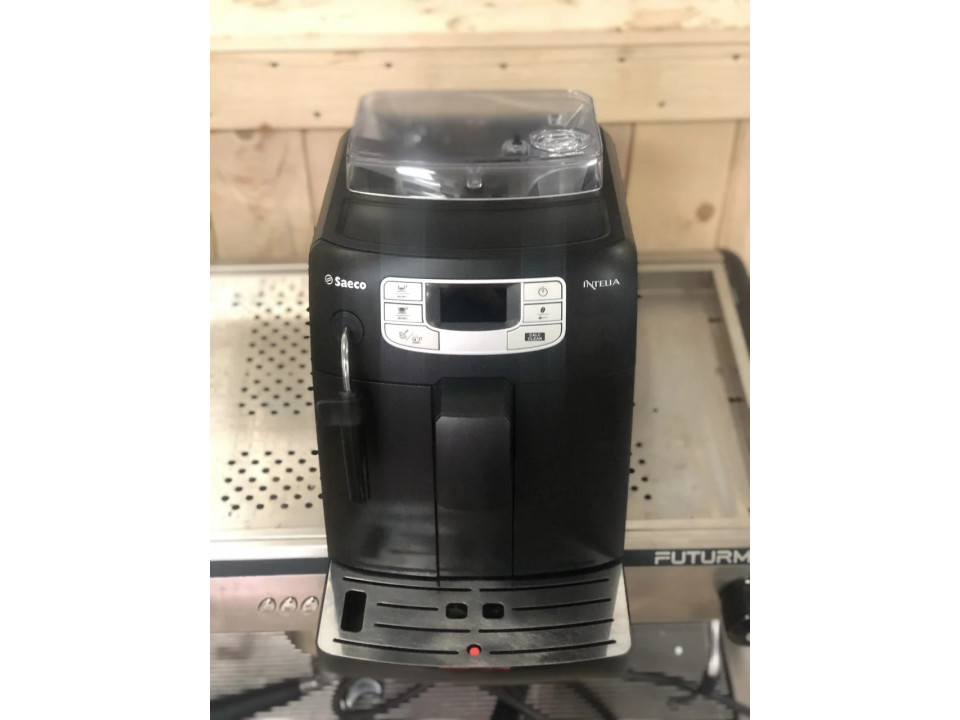 Automata kávéfőző automatikus tisztító funkcióval Saeco Intelia Focus Black