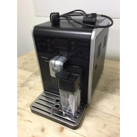 Автоматична кафемашина Saeco Moltio One Touch Cappuccino с функция за автоматично почистване — б/у