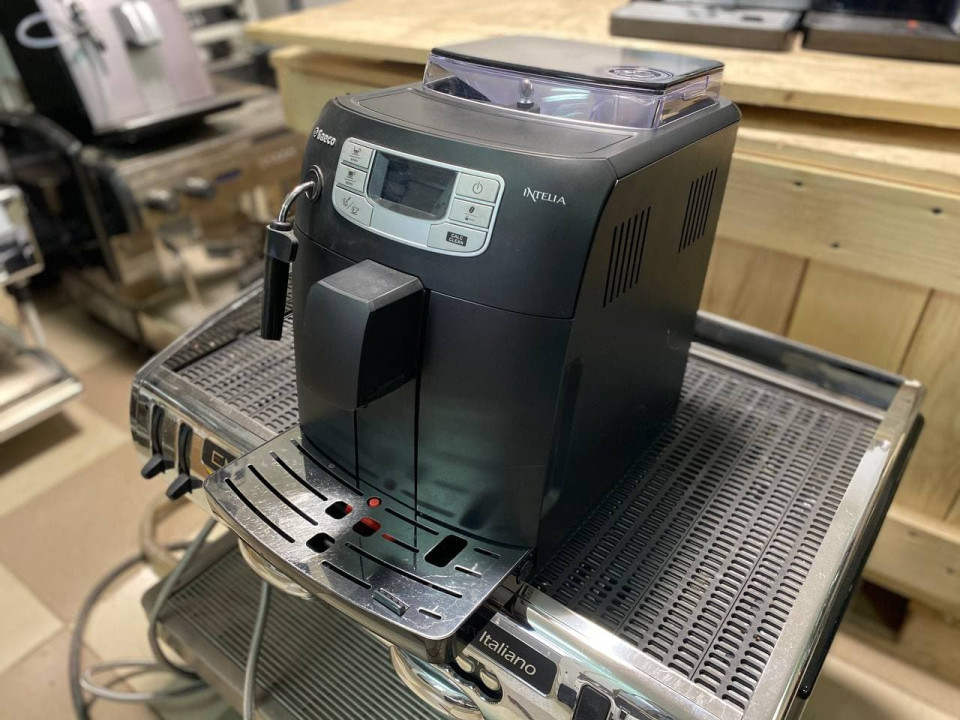 Automatic Coffee Maker with automatic cleaning function Philips-Saeco Intelia Focus
