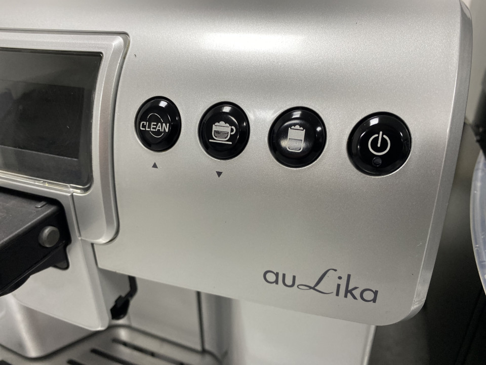 Saeco Aulika Focus automatisch koffiezetapparaat met automatische reinigingsfunctie