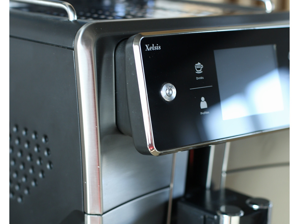 Tweedehands Saeco Xelsis SM7685/00 automatische koffiemachine