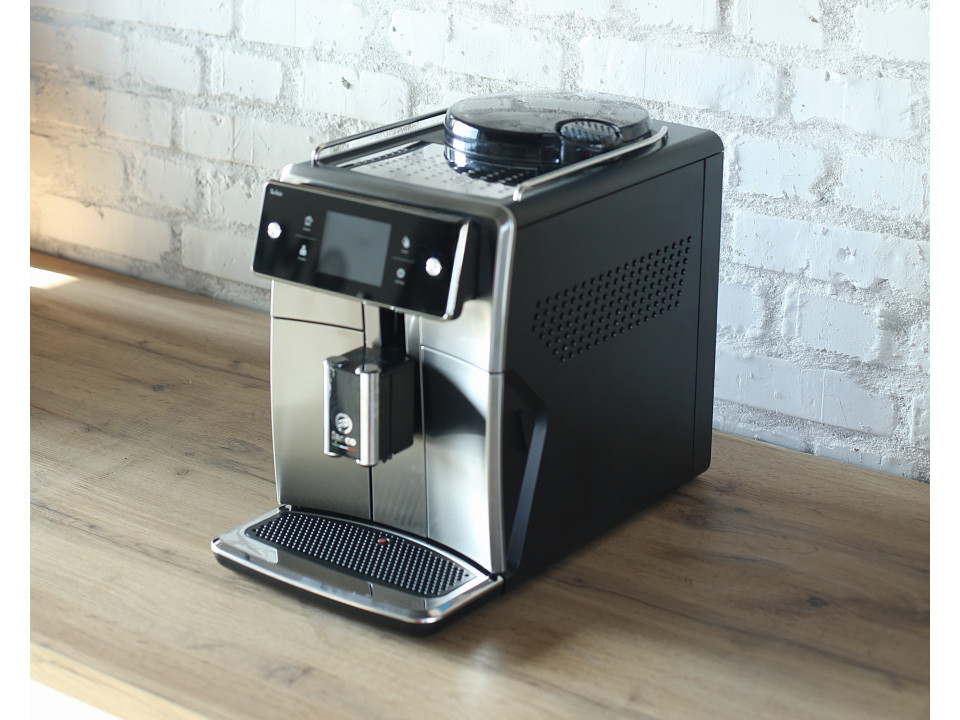 Tweedehands Saeco Xelsis SM7685/00 automatische koffiemachine