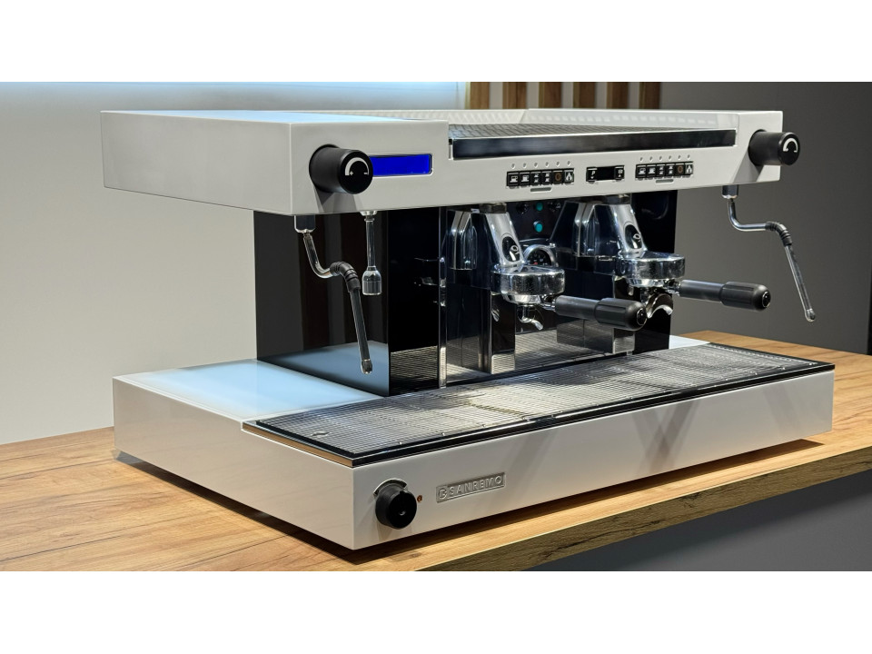 Professionele koffiemachine voor bars en cafés Sanremo Roma 2GR gebruikt