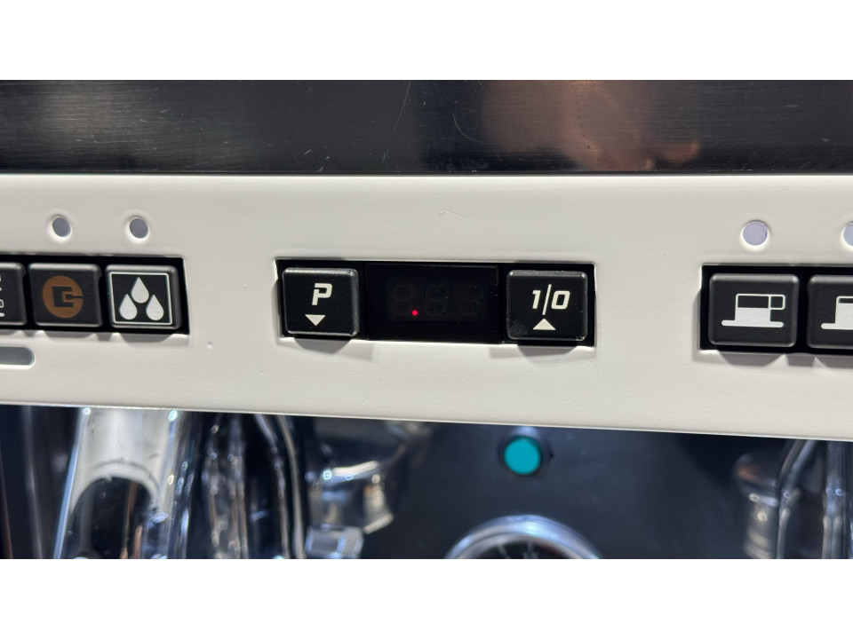 Professionele koffiemachine voor bars en cafés Sanremo Roma 2GR gebruikt