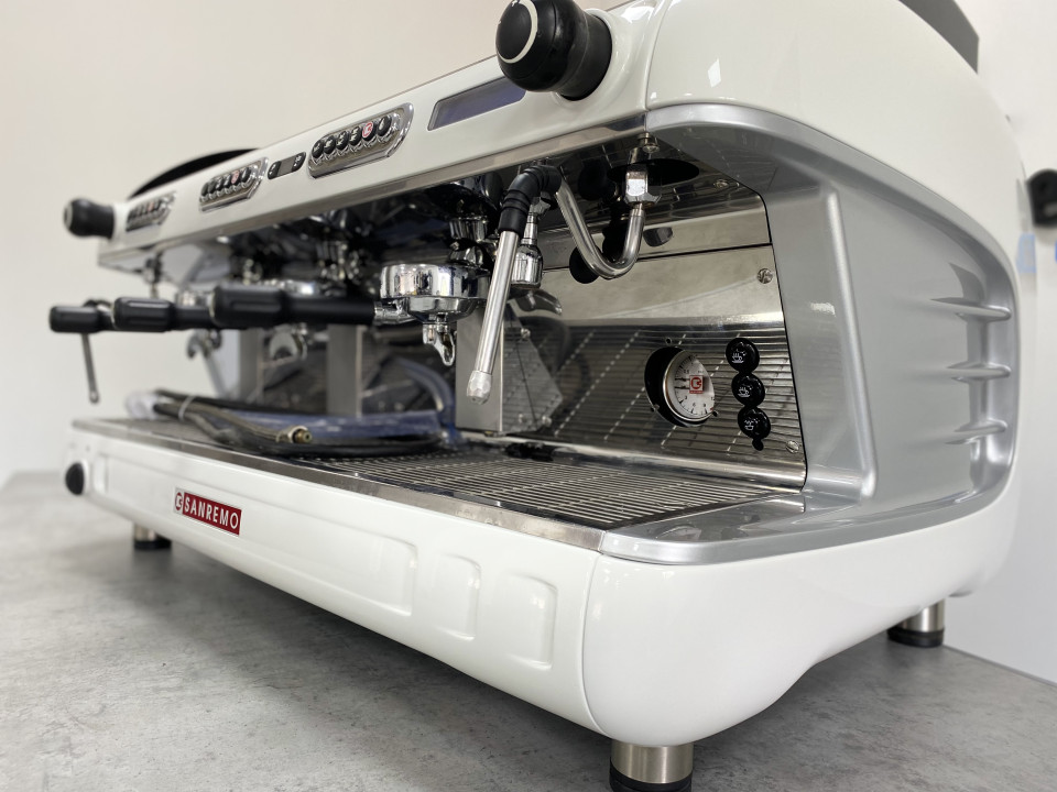 Професионална кафе машина Sanremo Verona TCS 3GR 