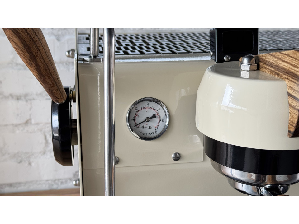 Professionele Synesso Cyncra 3GR koffiemachine gebruikt