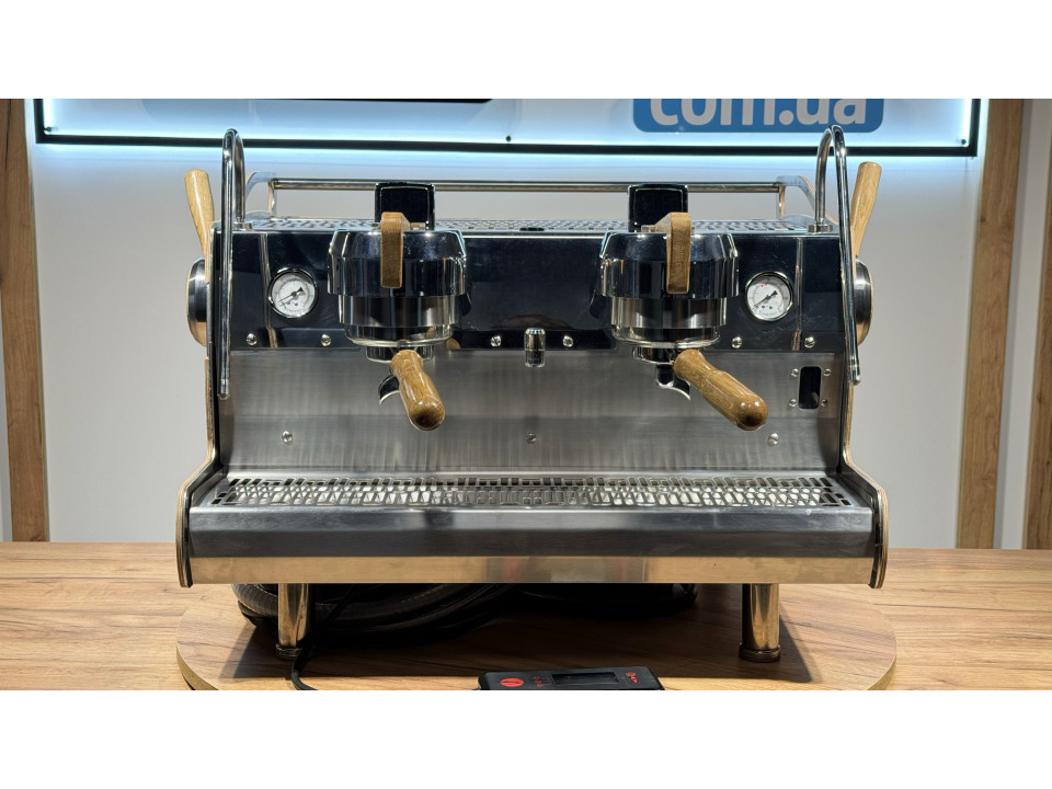 Gebruikte professionele koffiemachine Synesso MVP 2 groep