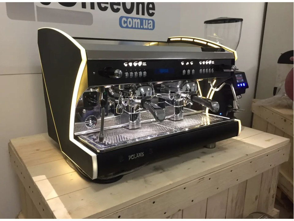 Професионална кафе машина за барове и кафенета Wega Polaris EVD втора употреба
