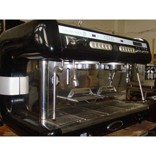 Профессиональная кофемашина Brasilia Opus Sublima Inside 2GR Multiboiler для баров и кафе — б/у