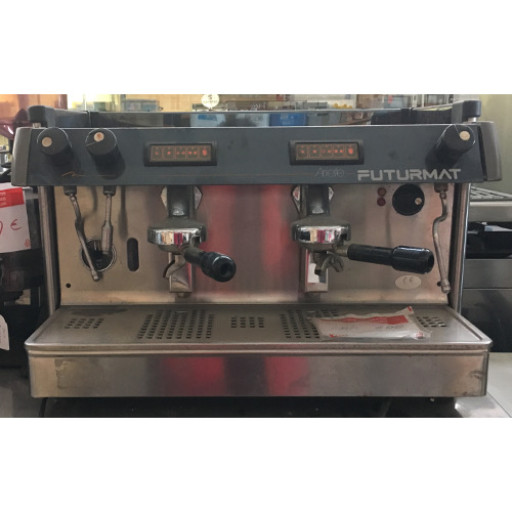 Профессиональная кофемашина Quality Espresso Futurmat Ariete для баров и кафе — б/у