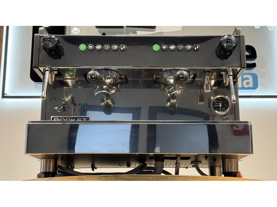 Gebruikte professionele Rocket Boxer 2GR koffiemachine voor bars en cafés